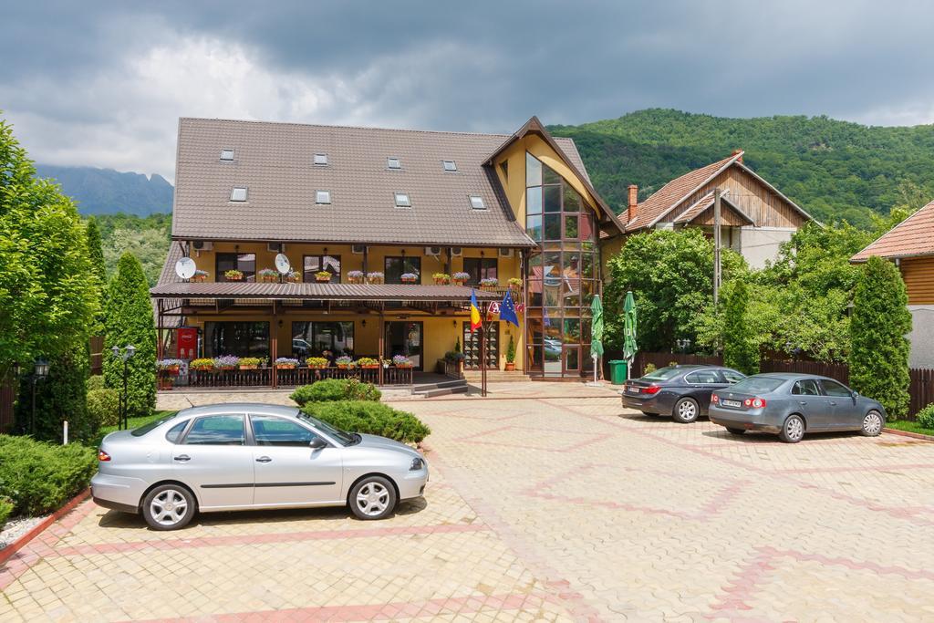 Pensiunea Alfrid Călimăneşti